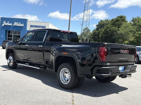 New 2026 GMC Sierra 3500 Denali w/ Denali Reserve Package AWD/4WD image 20
