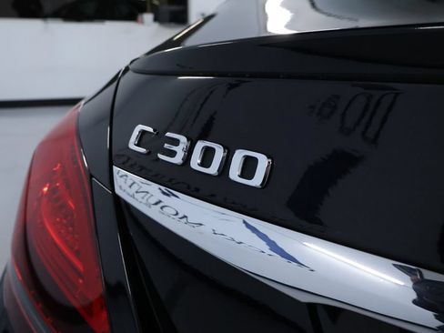 Used 2020 Mercedes-Benz C 300 4MATIC Sedan image 10