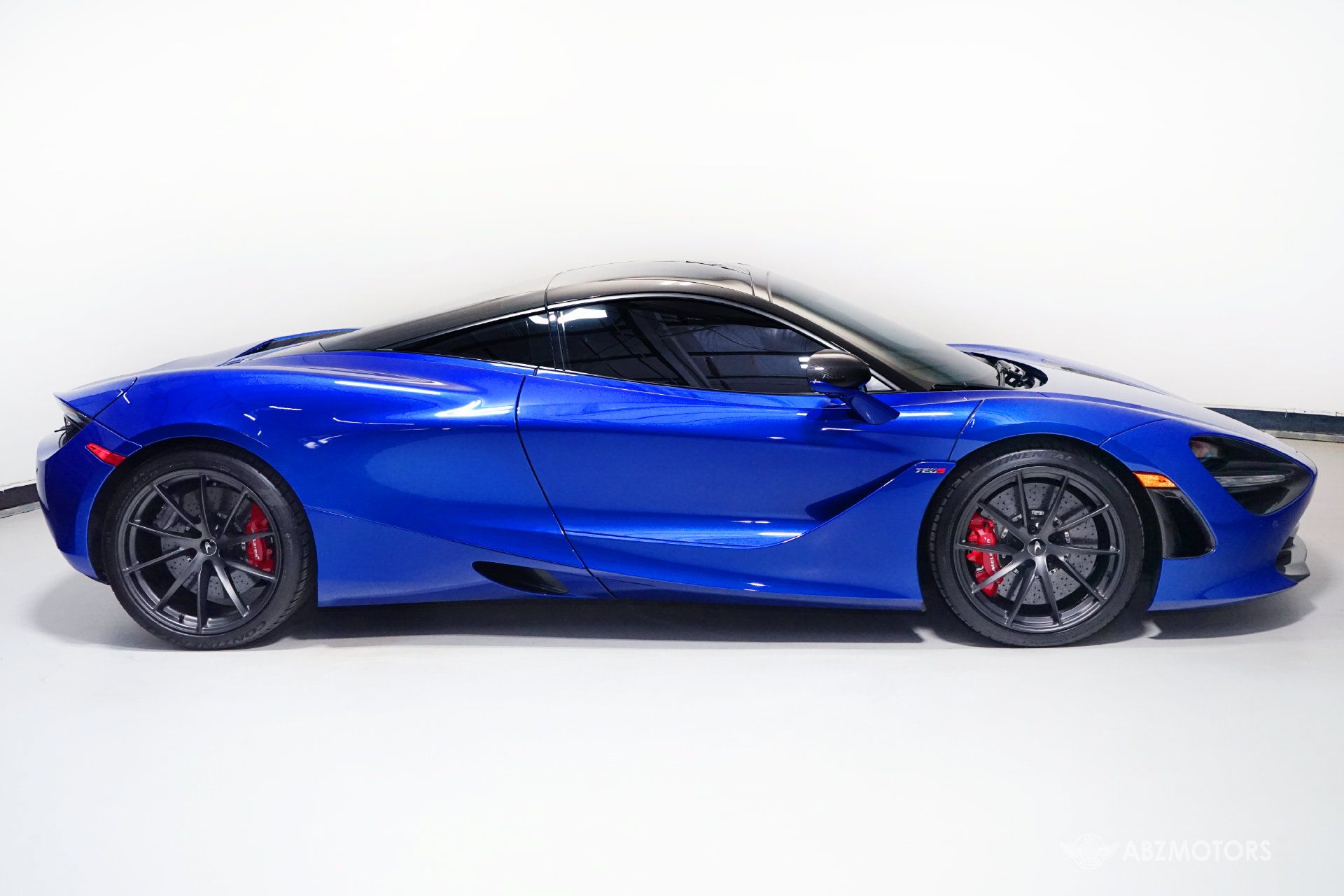Used 2018 McLaren 720S Performance RWD image 4