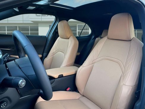 New 2026 Lexus UX 300h AWD image 5
