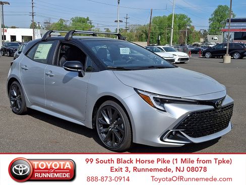New 2026 Toyota Corolla XSE FWD image 1