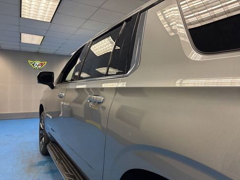 New 2026 Chevrolet Suburban Premier image 21