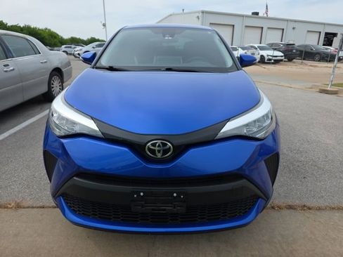 Used 2020 Toyota C-HR LE FWD image 8