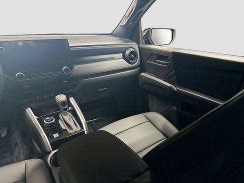 Used 2026 Chevrolet Colorado Trail Boss image 26