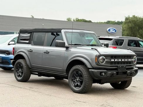 Certified 2022 Ford Bronco Black Diamond AWD/4WD image 30