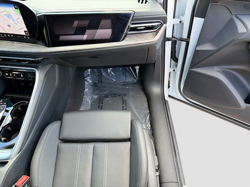 Certified 2025 Audi Q5 Prestige image 18