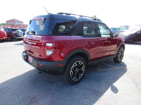 Used 2025 Ford Bronco Sport Outer Banks AWD/4WD image 5