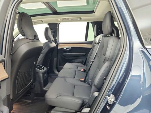 New 2026 Volvo XC90 T8 Plus image 24