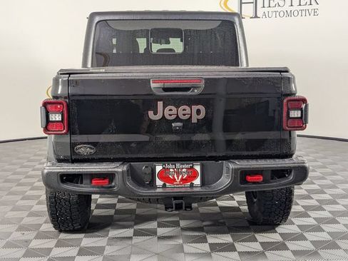 Used 2025 Jeep Gladiator Rubicon w/ Steel Bumper Group AWD/4WD image 6