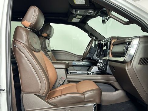 Used 2025 Ford F450 King Ranch w/ Chrome Package image 12