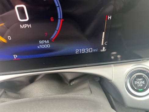 Used 2025 Chevrolet Trax LT image 40