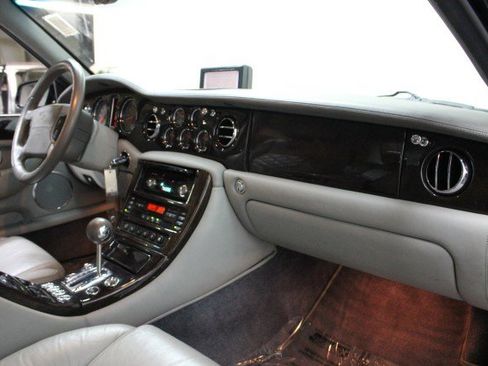 Used 2002 Bentley Arnage T image 25