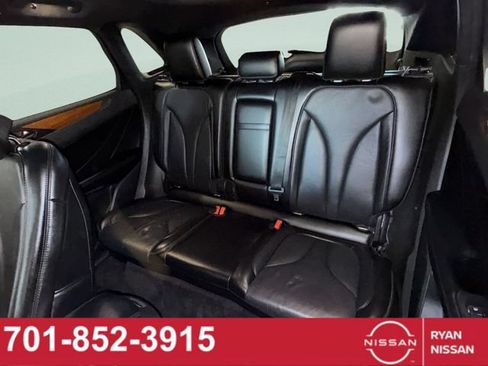 Used 2017 Lincoln MKC Reserve w/ Lincoln MKC Climate Package AWD/4WD image 39