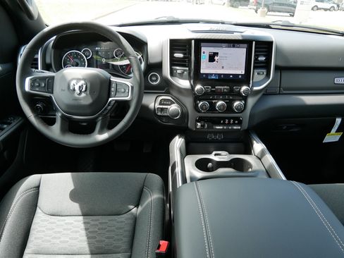 New 2026 RAM 1500 Big Horn AWD/4WD image 10