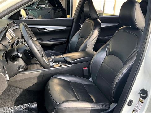 Used 2019 INFINITI QX50 Essential w/ Premium Heat Package image 15