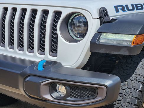 Used 2023 Jeep Wrangler Unlimited Rubicon 4xe AWD/4WD image 10