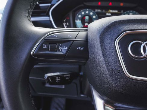 Used 2025 Audi Q3 2.0T Premium image 22