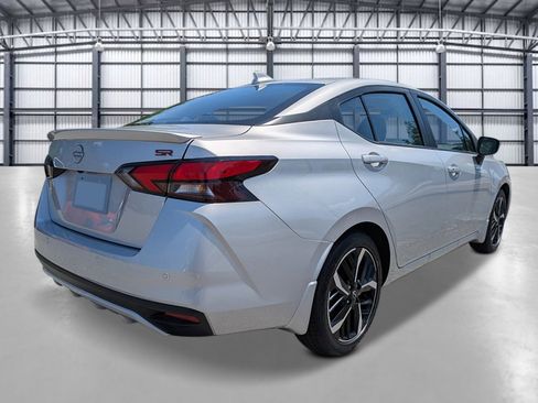 New 2025 Nissan Versa SR w/ Trunk Package FWD image 3