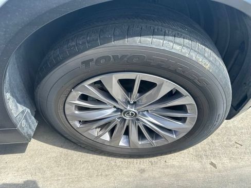 Used 2024 MAZDA CX-90 3.3 Turbo w/ Select Package AWD/4WD image 8