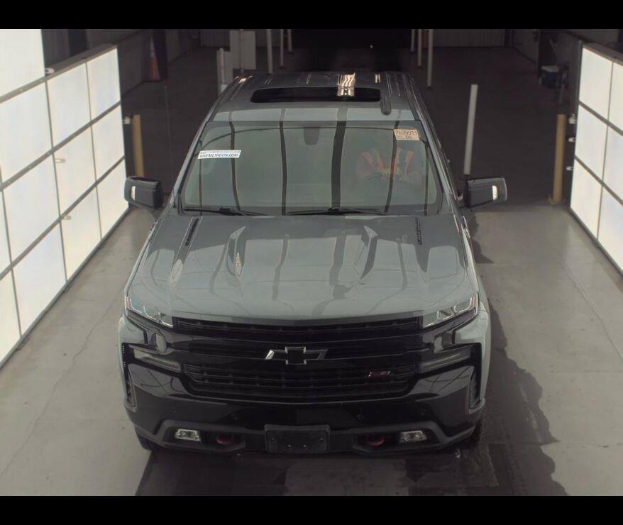 Used 2021 Chevrolet Silverado 1500 LT Trail Boss w/ Convenience Package II AWD/4WD image 2
