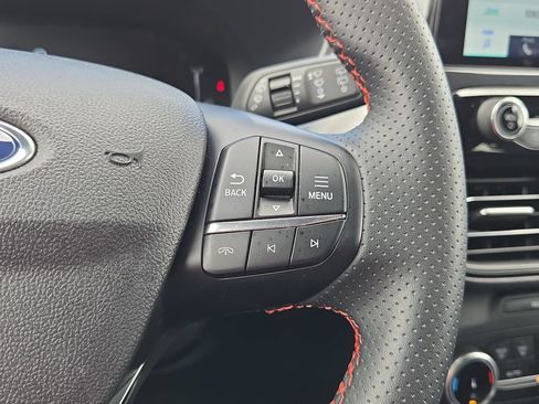 Used 2025 Ford Escape ST-Line AWD/4WD image 21