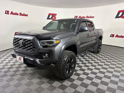 Used 2021 Toyota Tacoma TRD Off-Road AWD/4WD image 2