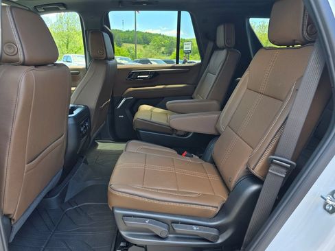 New 2026 Chevrolet Tahoe High Country w/ Sun And Tow Package AWD/4WD image 11