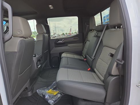 New 2026 Chevrolet Silverado 1500 ZR2 w/ LPO, Dark Essentials Package AWD/4WD image 11
