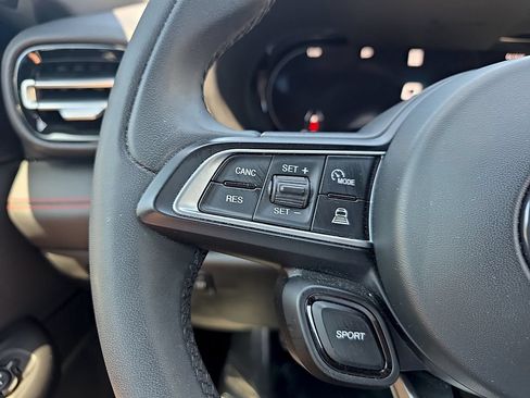 Used 2023 Dodge Hornet GT AWD/4WD image 24