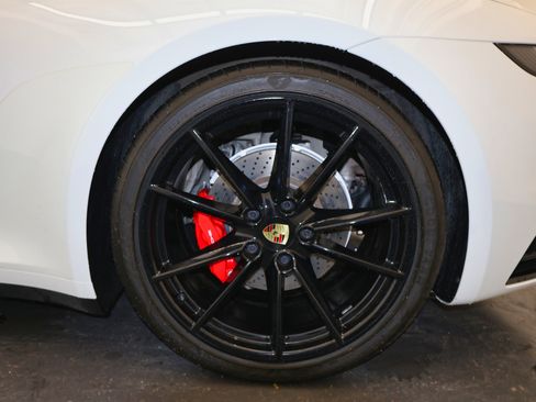 Used 2020 Porsche 911 Carrera 4S image 54
