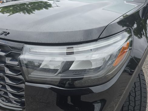 Used 2025 Ford Explorer ST-Line AWD/4WD image 28