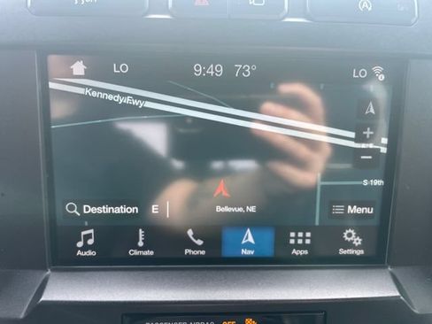 Used 2018 Ford F150 Platinum w/ Equipment Group 701A Luxury AWD/4WD image 14