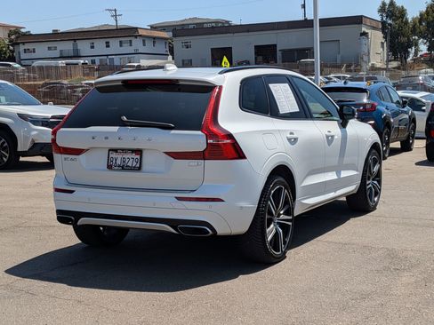 Used 2021 Volvo XC60 T8 R-Design w/ Advanced Package image 3