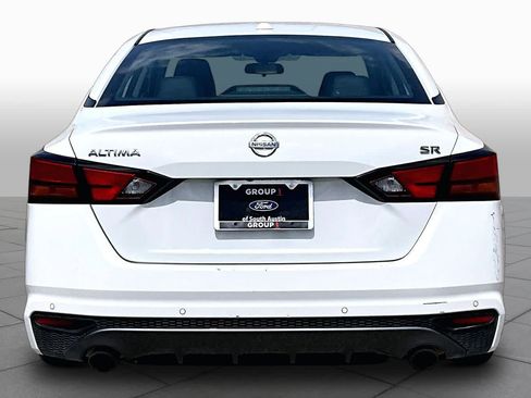 Used 2022 Nissan Altima 2.5 SR FWD image 5