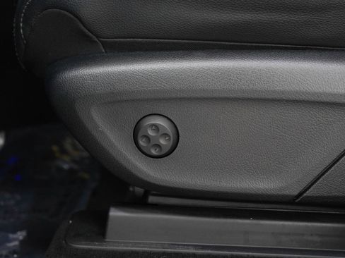 Used 2020 Mercedes-Benz GLS 450 4MATIC image 30