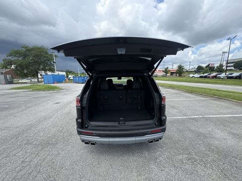 New 2026 GMC Acadia Elevation w/ Elevation Premium Package FWD image 23