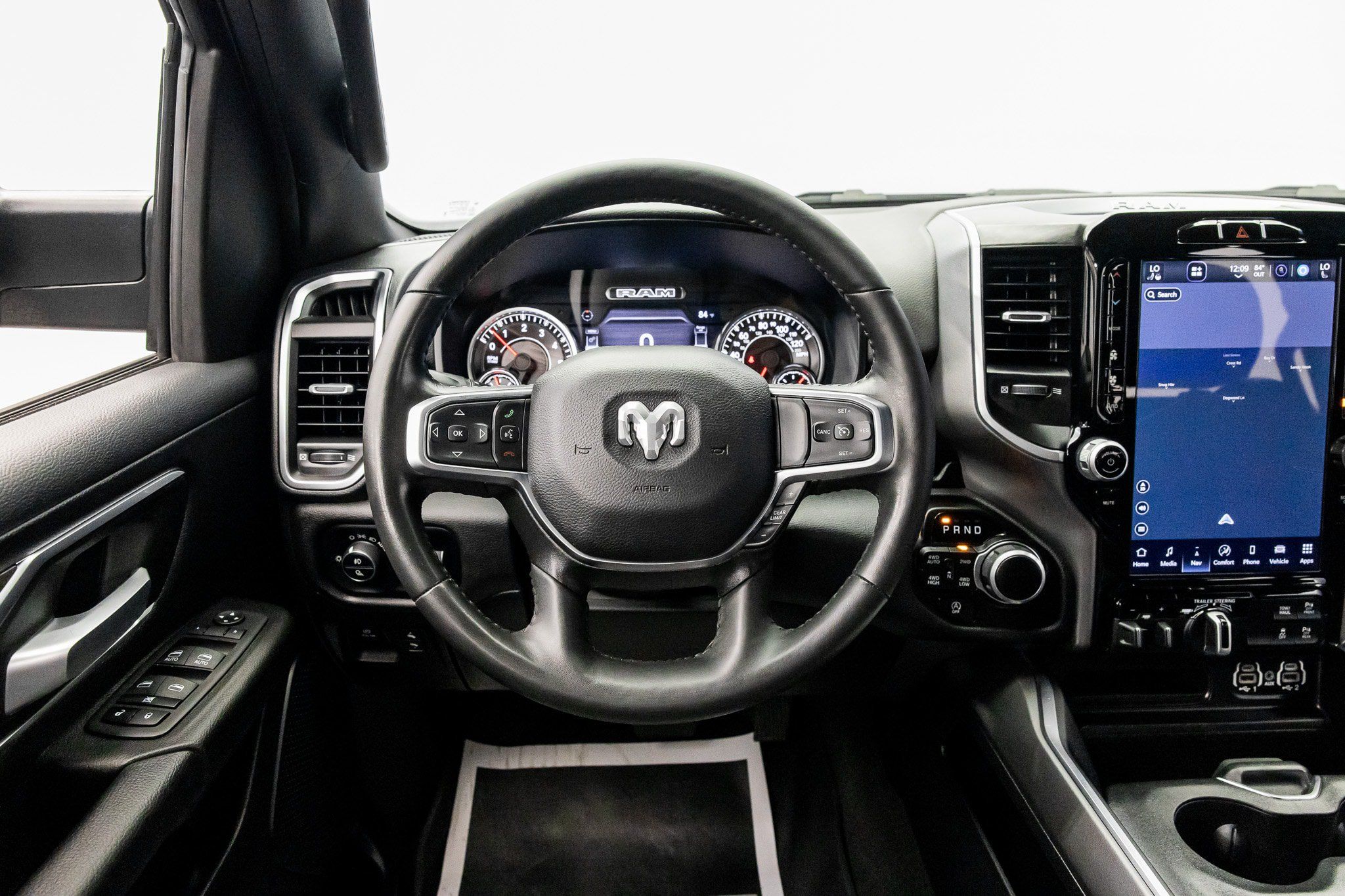 Used 2024 RAM 1500 Lone Star AWD/4WD image 38