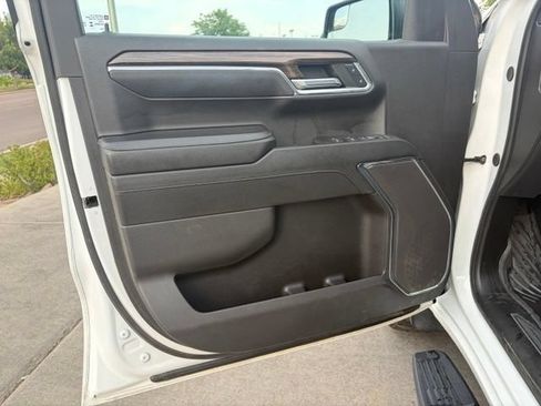 Used 2024 Chevrolet Silverado 1500 LT Trail Boss w/ Protection Package AWD/4WD image 17
