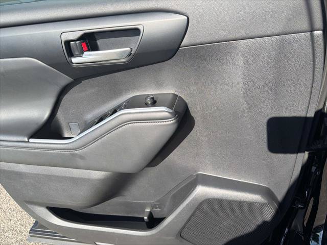 Certified 2026 Toyota Highlander XLE AWD/4WD image 24