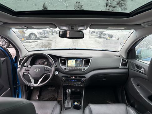 Used 2017 Hyundai Tucson Limited w/ Limited Ultimate Package 03 image 7