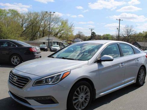 Used 2015 Hyundai Sonata Limited image 1