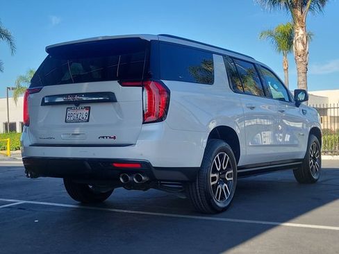 Used 2024 GMC Yukon XL AT4 w/ Technology Package AWD/4WD image 3