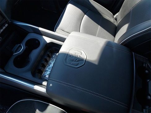 New 2025 RAM 2500 Laramie image 27