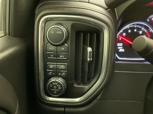 Used 2020 Chevrolet Silverado 1500 RST w/ Rally Edition AWD/4WD image 13