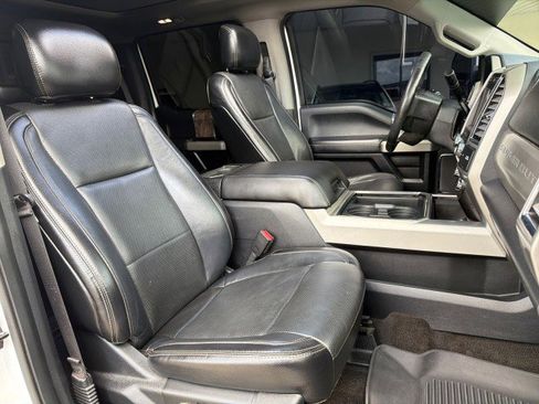 Used 2017 Ford F250 Lariat w/ Lariat Ultimate Package AWD/4WD image 26