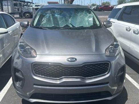 Used 2017 Kia Sportage LX FWD image 3