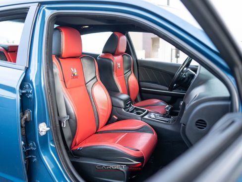 Used 2020 Dodge Charger Scat Pack w/ Driver Convenience Group image 16