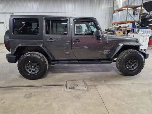 Used 2016 Jeep Wrangler Unlimited Sport w/ Quick Order Package 24S AWD/4WD image 8