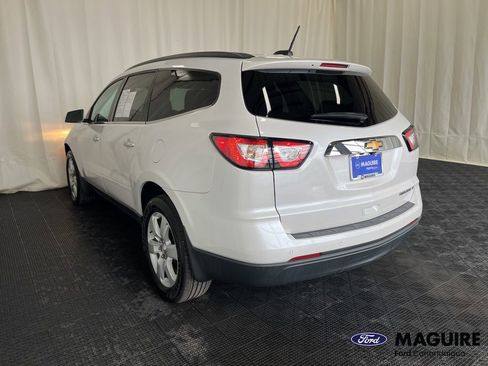 Used 2016 Chevrolet Traverse LT w/ Traveler's Package FWD image 27