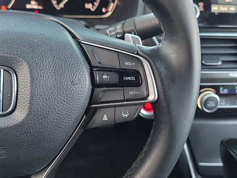 Used 2022 Honda Accord Sport image 14